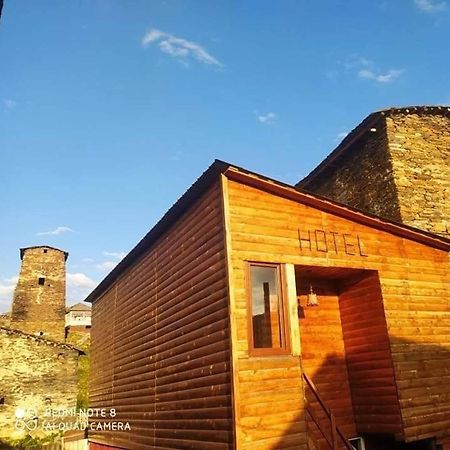 Guesthouse Luka أوشغولي المظهر الخارجي الصورة